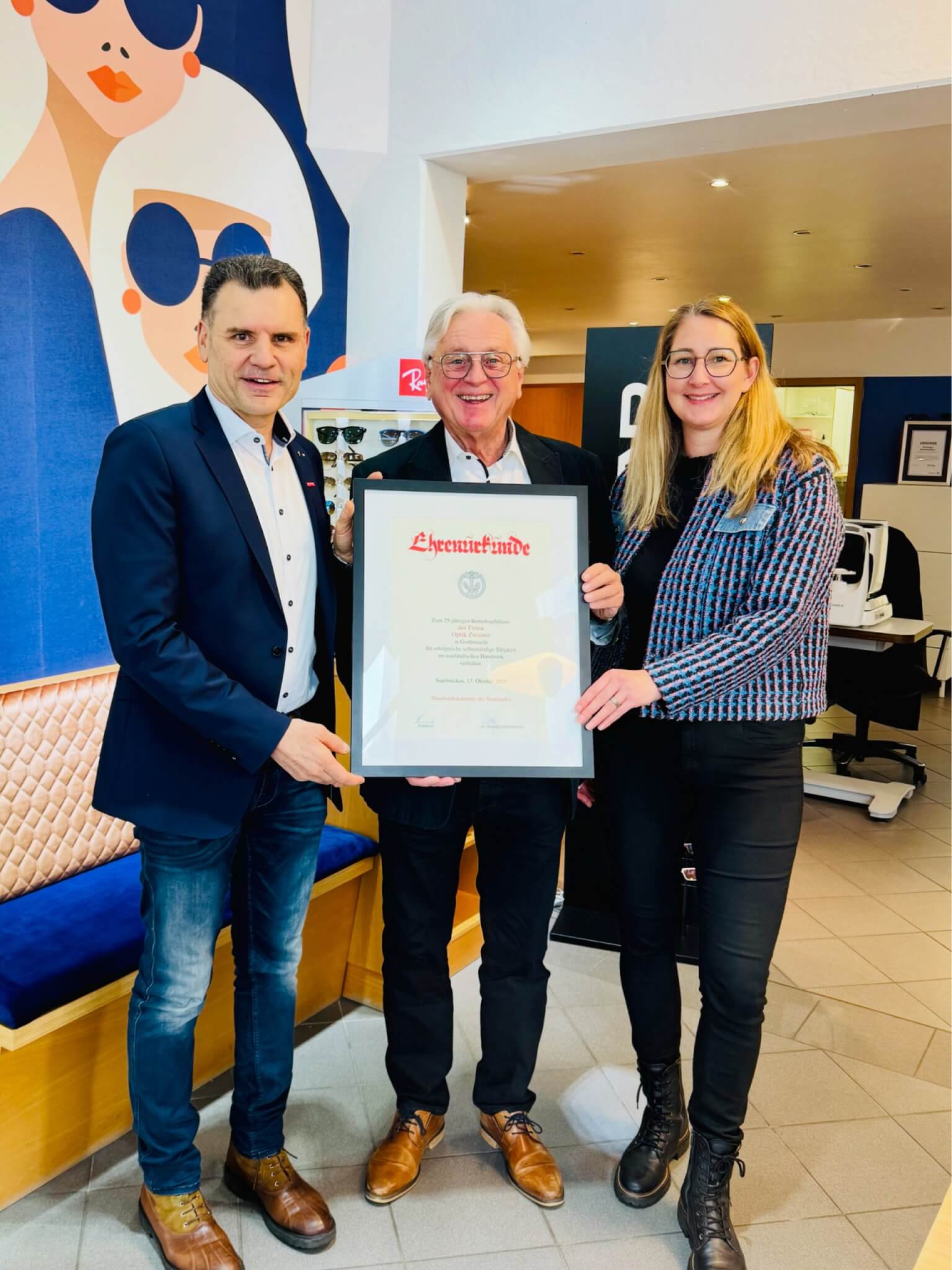 Ein Vierteljahrhundert Durchblick: Wir feiern 25 Jahre Optik Zwiener!